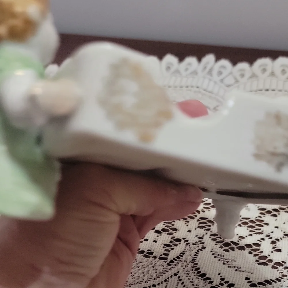 Vintage Ashtray And Cigarette Holder